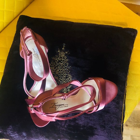 Vince Camuto Devin Sandal size 8.5 Mint NWOT - Picture 5 of 14